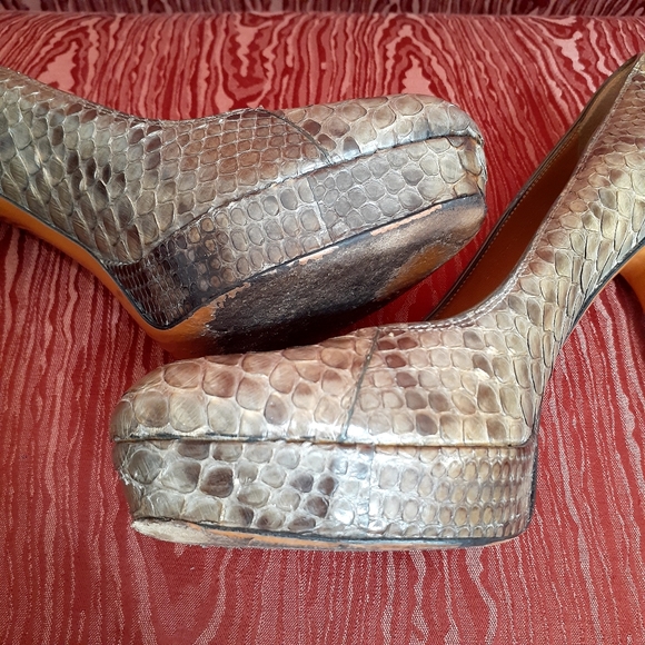 GUCCI Brown Python/Snakeskin 5" Heels - Picture 8 of 16
